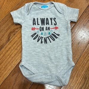 Always on An Adventure Baby 0-3 Months Onesie- Gray short sleeve